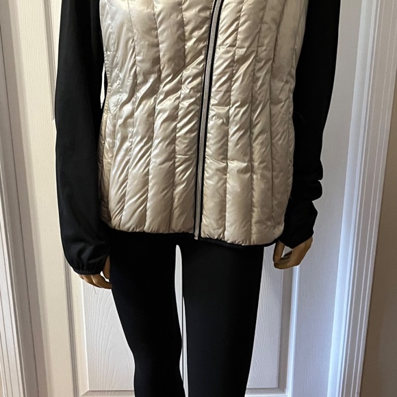 Jacket - Picture 4 of 7